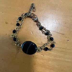 Bracelet with black stone